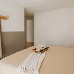 Talamone - 2 Bedrooms And Balcony In Alvalade * Lisbona