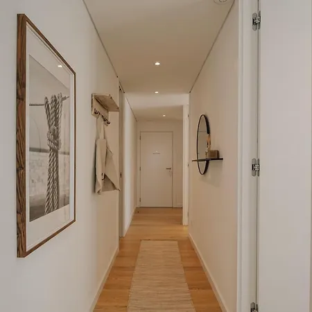 Talamone - 2 Bedrooms And Balcony In Alvalade