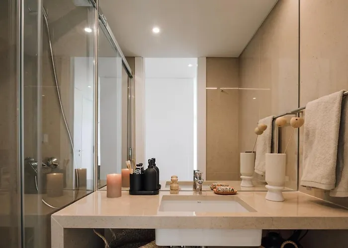 Talamone - 2 Bedrooms And Balcony In Alvalade