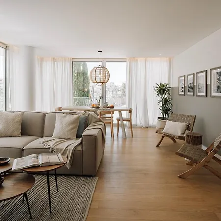 Talamone - 2 Bedrooms And Balcony In Alvalade Апартаменты *
