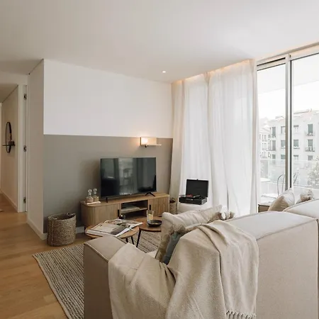 Apartament Talamone - 2 Bedrooms And Balcony In Alvalade Lizbona