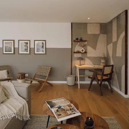 Talamone - 2 Bedrooms And Balcony In Alvalade * Лиссабон