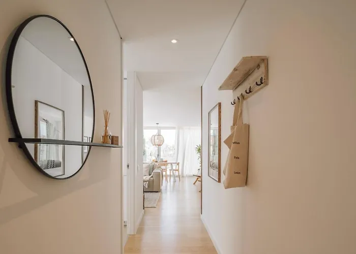Talamone - 2 Bedrooms And Balcony In Alvalade 아파트